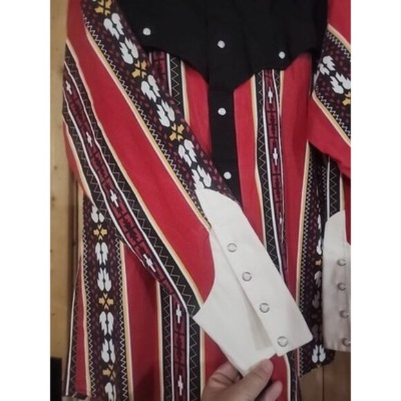 VTG Steer West Western Pearl Snap Down Long Sleeve Shirt Size L Red Black Navajo - Picture 7 of 15